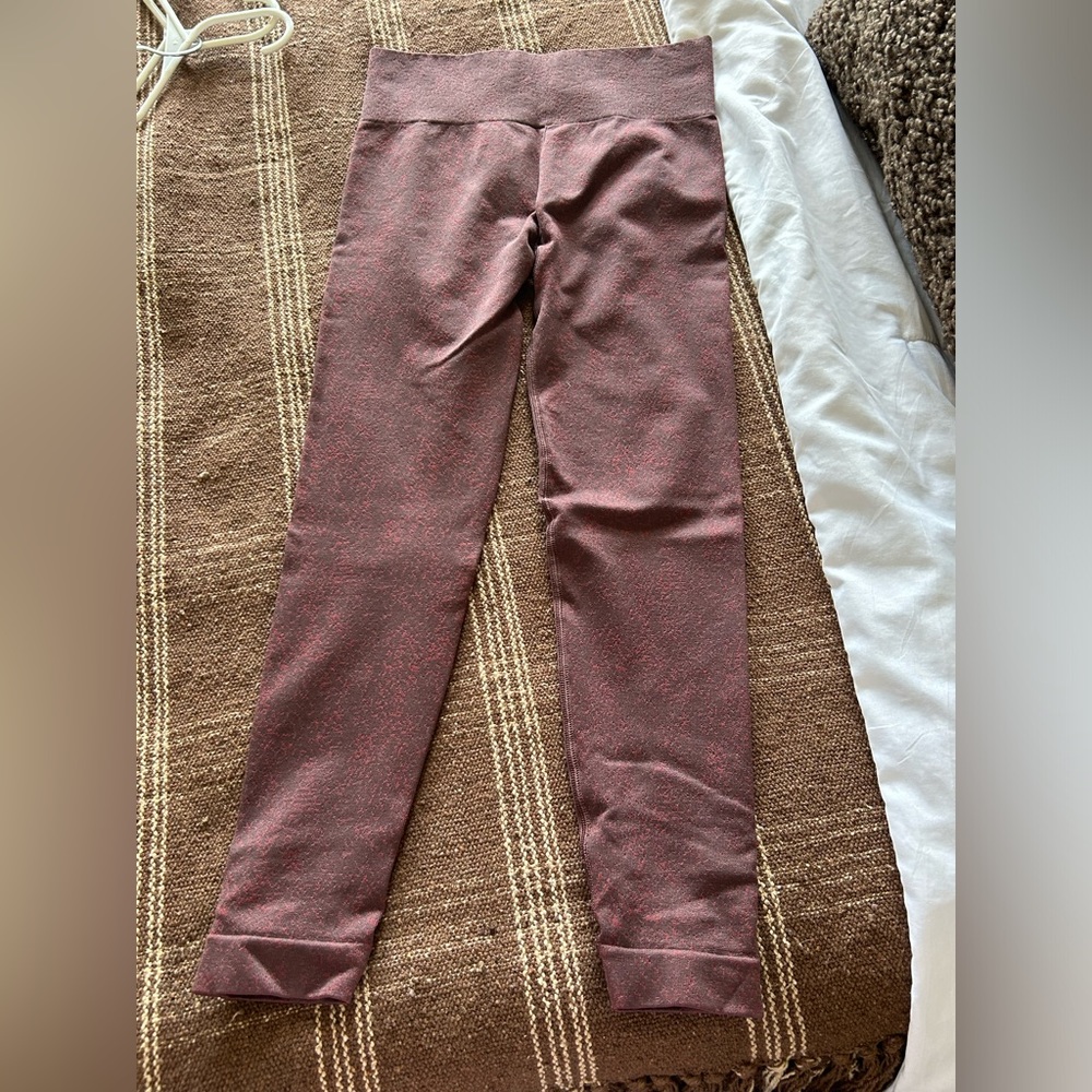 No, never worn - Picture 2 of 2